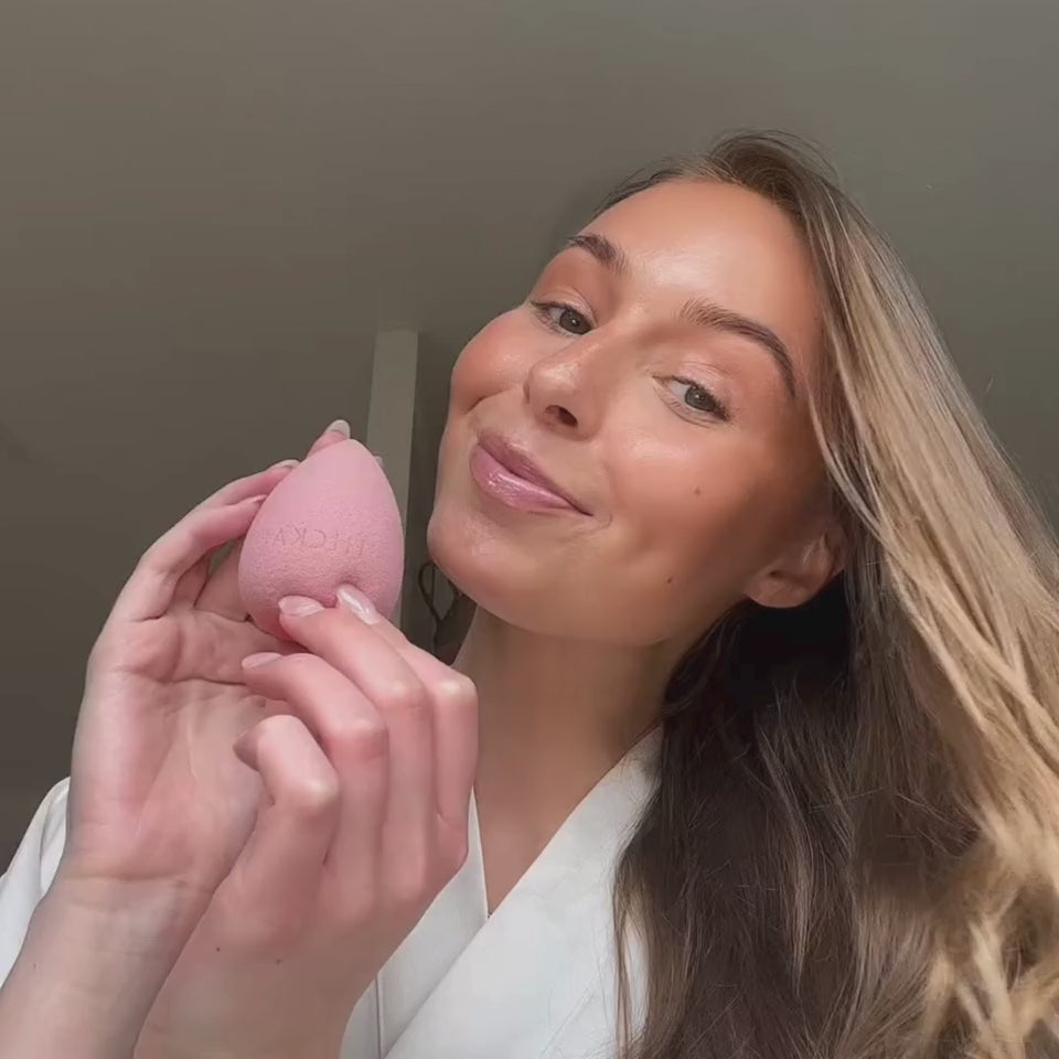 Smooth Operator Makeup Sponge